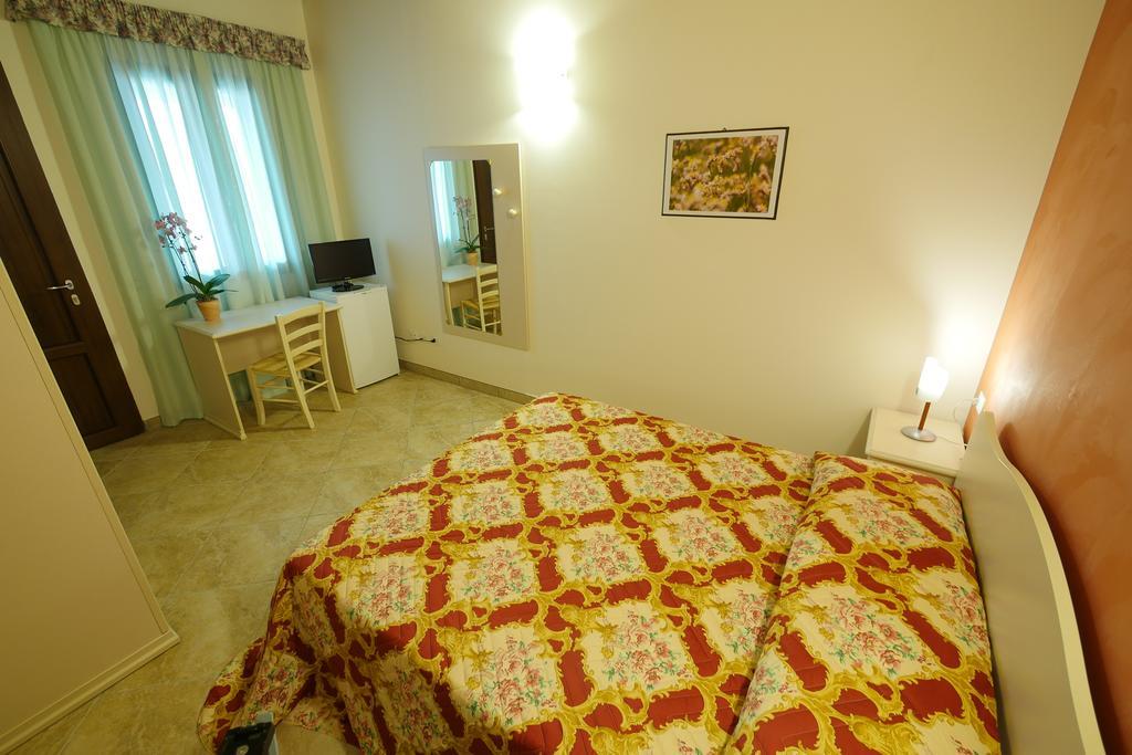 Tenuta Cavalieri Leverano Exterior photo